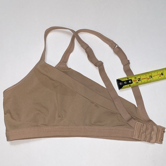 Small Felina Seamless Wirefree Cups Adj Straps 2 Hook Nude tone Bra, Pad Pockets - Picture 9 of 16